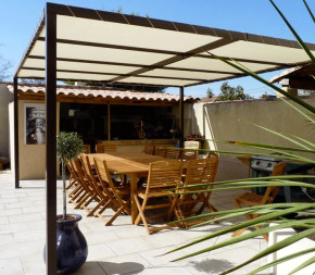 Toile d'ombrage pergola 3x2 m perméable avec œillets à poser sur une structure