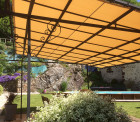 Toile d'ombrage pergola 5x3m imperméable avec œillets à poser sur une structure