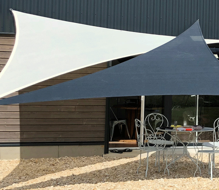 Voile perméable triangle rectangle ivoire 3x3x4.20m