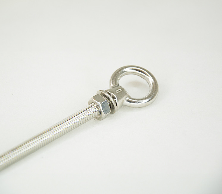 Anneau d'ancrage traversant