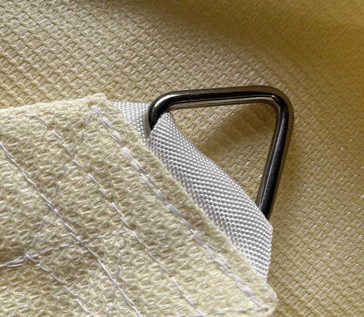 crochet triangle crème permeable