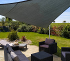 Voile d'ombrage triangulaire 3x3x4.2m perméable à suspendre