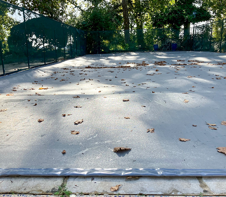 Couverture d'hivernage pour piscine et volet roulant